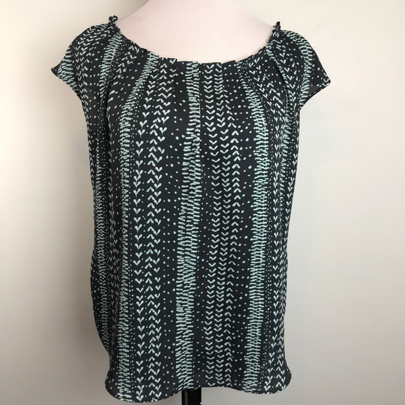 LC Lauren Conrad Tops - LC Lauren Conrad Sleeveless Tie Back Top